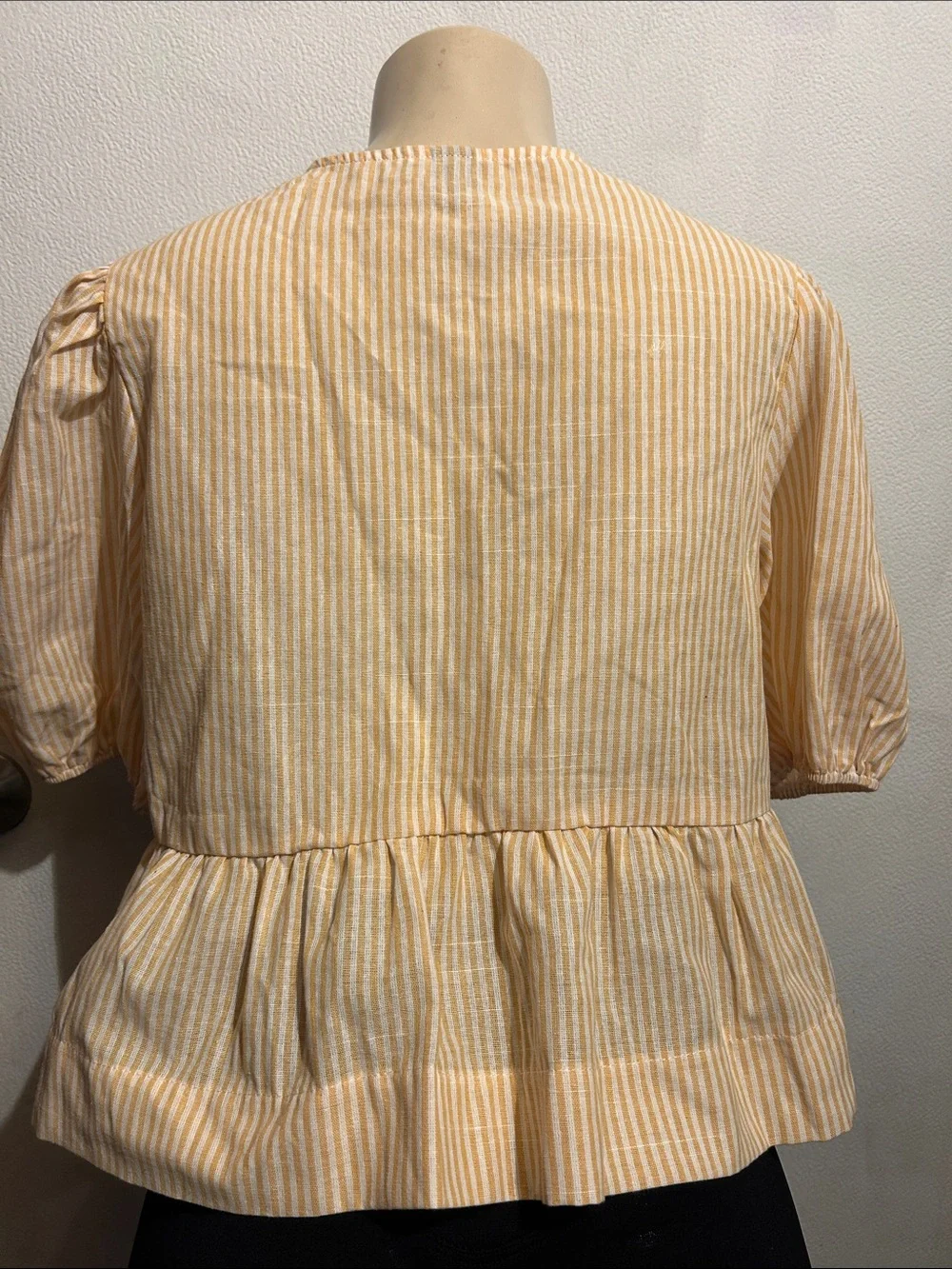 SHEIN Yellow Striped Tie-Front Puff Sleeve Blouse - Picture 6 of 7